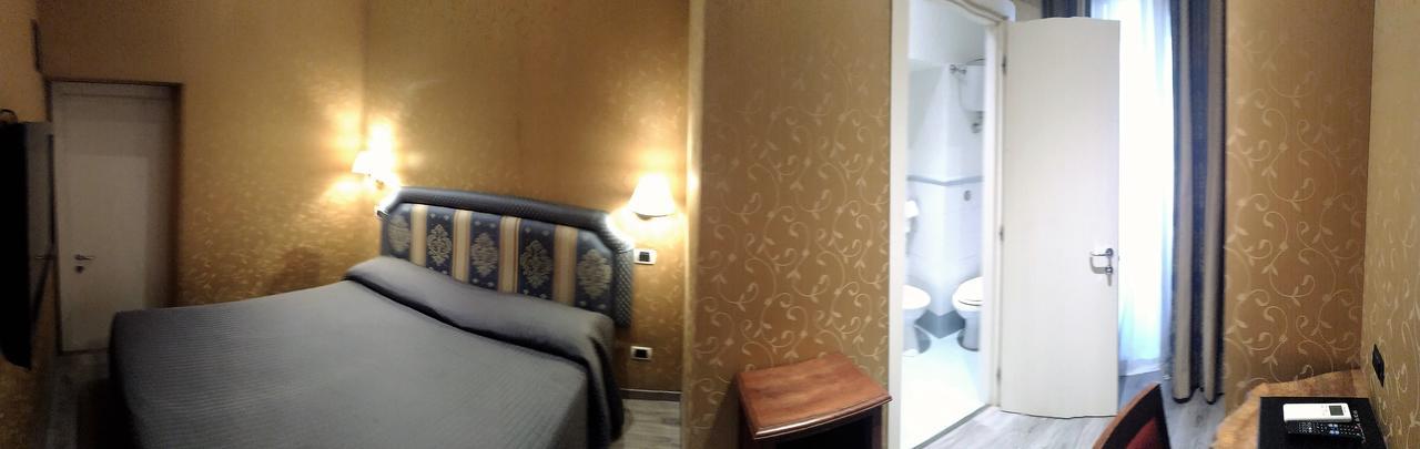 939 Hotel